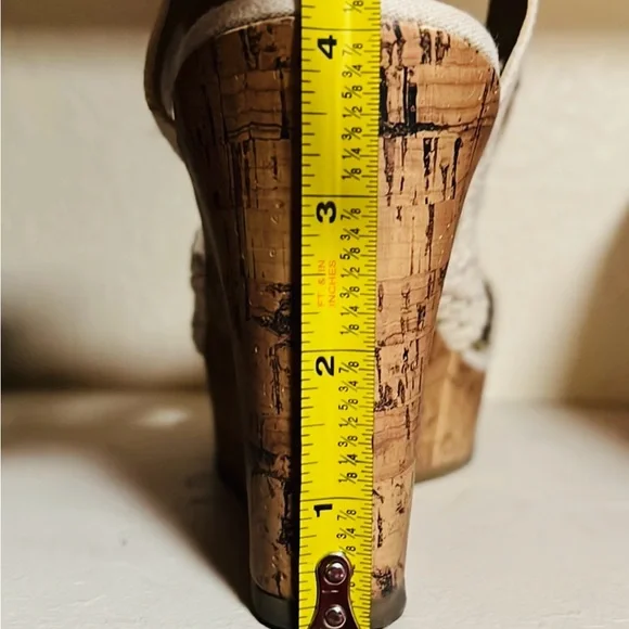 SO Taffy Wedge Heels - Picture 10 of 14